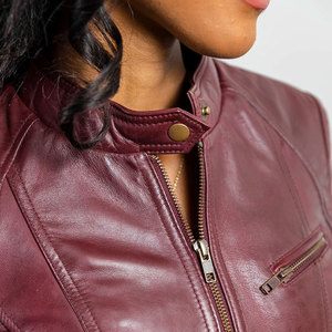 New Cropped Style Oversized Leather Jacket in Solid Color Best Quality Leather Jacket for Women In Wholesale Price - Product Image 5