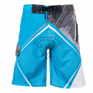 Shorts de bain personnalisés pour hommes en gros, séchage rapide, fournisseur de vêtements de plage, fabricant de shorts de surf pour sports nautiques pour hommes - Product Image 1