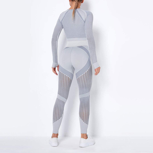 Ropa deportiva sin costuras para mujer, conjuntos de yoga, conjunto de yoga y running cómodo y sin costuras con efecto push-up para mujer - Product Image 5