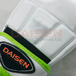 Guantes de MMA para Entrenamiento de Combate, Fabricación Profesional, Material Duradero - Product Image 4