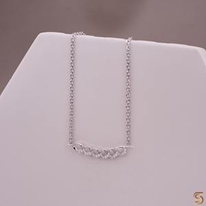 Collar de barra de moissanita en oro blanco de 10 quilates – Delicado colgante minimalista con cadena de eslabones para mujer |   Hermanos Satani - Product Image 3