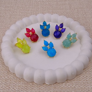 Hecho a mano neón azul apatita Jade Stud pendientes caramelo gota garra ajuste chapado en oro punta conjunto moda venta al por mayor joyería de piedras preciosas - Product Image 6