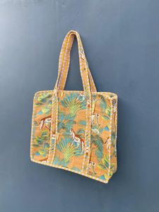 Bolso de mano de algodón acolchado Kantha hecho a mano, personalizable, grande, estilo bohemio, para playa o viaje, bordado, con cremallera, interior portátil - Product Image 3