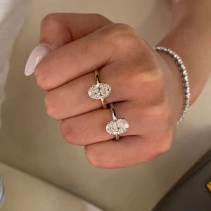 Anillo de Diamante Cultivado en Laboratorio, Corte Ovalado, Color D, Perforado con Láser, Oro Sólido de 4g, Certificado IGI, Moderno, para Mujer, Aniversario, Boda, Compromiso - Product Image 1