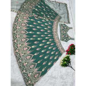 Belle tenue de fête pour femmes Lehenga Choli avec un élégant travail à la main - Product Image 2