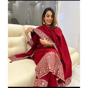 Conjunto de Top y Dupatta de Fiesta de Diseñador, Talla XL, con Elegante Trabajo de Encaje - Product Image 4