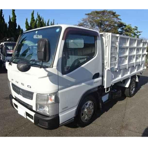 Camión de Reparto Mitsubishi Canter 2020 Confiable, Listo para Exportación, con Diseño de Carrocería de Caja Resistente - Product Image 4