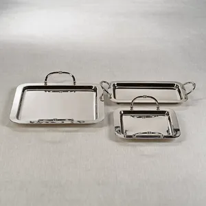 Plateau décoratif artisanal avec finition bronze antique de qualité supérieure, vaisselle écologique de style américain pour les occasions festives - Product Image 2