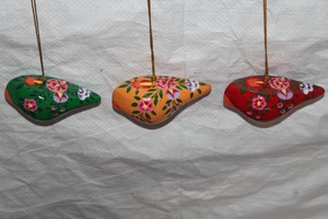 Handcrafted Kashmiri <b>Paper</b> Mache Bird Hanging Ornament – Hand Painted Floral Decorative Bird - Product Image 5