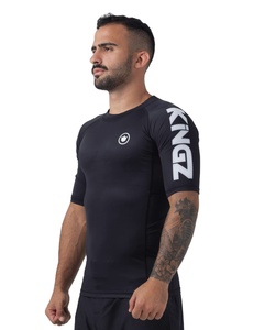 Personalizado de los hombres de Jiu Jitsu Rashguard No Gi BJJ compresión gimnasio camisa de manga corta UPF50 + hecho en Pakistán - Product Image 3