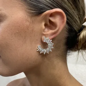 Boucles d'oreilles en diamants de laboratoire taille marquise et poire de 8,34 carats E-F VS1 en or blanc 14 carats, bijoux de luxe - Product Image 5