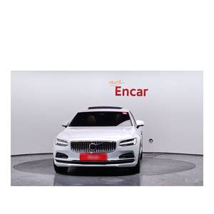 Volvo S90 B5 Ultimate 2023 con Volante a la Izquierda, Caja de Cambios Automática, Asientos de Cuero, Cámara Trasera - 13,537 km - Product Image 3