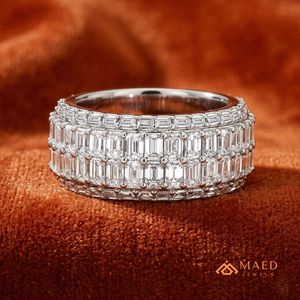 Anillo de Boda de Lujo Maed Jewels LR 20 NYE de Plata de Ley 925 con Moissanita Baguette Engastada en Puntas, Anillo de Eternidad Completo para Mujer, EE. UU. - Product Image 5