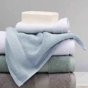 Serviette de Bain en Coton Doux Multi-Usages à Séchage Rapide pour la Maison, l'Hôtel, la Salle de Sport, Teinte Unie, Logo Personnalisé, Vente en Gros - Product Image 2