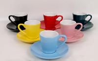 Ensemble de tasses à café en céramique colorées avec soucoupes, couleur unie, design moderne, résistantes à la chaleur, pour les goûters de l'après-midi