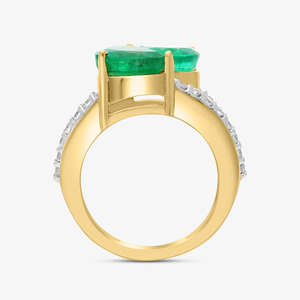 Anillo de compromiso clásico para mujer con gema de corte esmeralda y banda de diamantes pavé en oro amarillo - Product Image 3