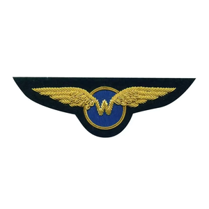 Insignias Bordadas con Hilo Metálico Personalizadas de Última Moda, Hechas a Mano, Ecológicas, Libres de Níquel, de Lujo, Venta al Por Mayor - Product Image 3