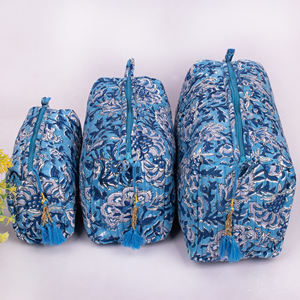 Trousse de Maquillage Portable Luxe Matelassée Grande Capacité Faite à la Main Écologique Imprimée au Bloc Lavable avec Fermeture Éclair - Product Image 1