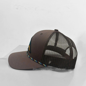 Casquettes de camionneur unisexes marron respirantes et imperméables, personnalisables avec logo OEM, haute qualité, vente en gros par Injae Vina - Product Image 2
