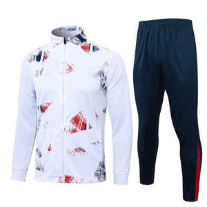 Conjunto Deportivo Masculino de Alta Calidad Diseñado para Brindar Comodidad, Durabilidad y Estilo para Deportes, Gimnasio y Uso Casual - Product Image 3