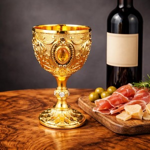 Copa de Vino Clásica de Metal Plateado, Cristalería Elegante y Moderna - Product Image 3