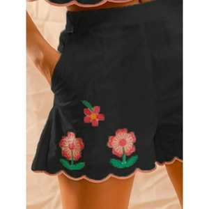 Conjunto de camiseta sin mangas y pantalones cortos bordados So ME Flower para mujer - Product Image 3