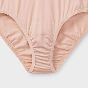 Culottes de sport en tricot taille basse pour femmes de qualité supérieure, personnalisables, unies, décontractées, les produits les plus vendus en gros, fabriquées en tissu uni teint - Product Image 3