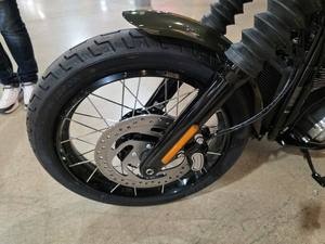 Moto Softail FXBB - Street Bob de haute performance, nouvelle moto cruiser - Product Image 5