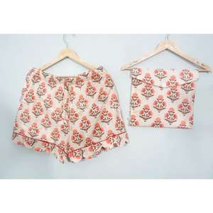 Ensemble de pyjama pour femmes en coton 100% à imprimé floral de luxe, doux et respirant, manches courtes, pour la maison et l'hôtel - Product Image 6