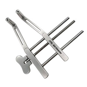 Instrument chirurgical vétérinaire pour interventions orthopédiques chez les animaux de compagnie : Aiguille de traction osseuse, rétracteur, presseur, dispositif de fermeture - Product Image 4