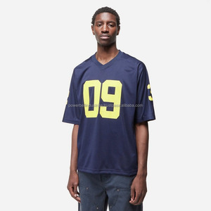 2025 verano último diseño hombres recortada malla fútbol Jersey Streetwear moda fútbol Jersey impreso diseño Logo - Product Image 1