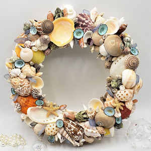 Corona decorativa de conchas marinas naturales para la puerta principal, adorno marino para pared. - Product Image 1
