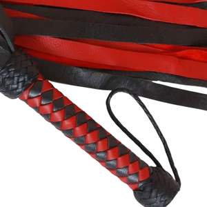 Látigo de cuero genuino de vaca con flecos delgados y hebilla de acero de 2.5 cm de ancho para juegos de dominación. - Product Image 2