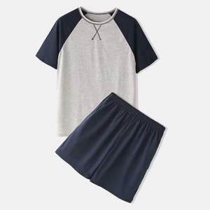 Nouvel ensemble tendance été 2026 pour homme : T-shirt à manches courtes et pantalon, style spirituel et occidental essentiel - Product Image 1