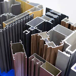 Extrusión de Aluminio con Recubrimiento en Polvo - Blanco / Bronce / Colores Personalizados Disponibles Servicio OEM/ODM - Product Image 1