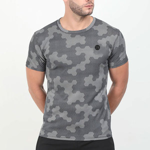 T-shirt pour homme en sublimation, tissu doux au toucher, vêtement décontracté à manches courtes pour les activités quotidiennes et les tenues décontractées - Product Image 1