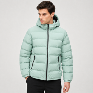 Veste d'hiver matelassée conçue pour une chaleur respirante et un superposition confortable, au style pratique pour la vie quotidienne active et urbaine. - Product Image 1