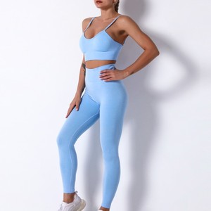 Conjunto de Yoga de 2 Piezas Azul Claro, Top Corto y Leggings Largos de Cintura Alta, Sin Costuras, Elásticos en 4 Direcciones, Spandex y Poliéster - Product Image 6