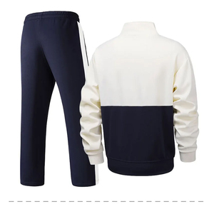Conjunto Deportivo de Tela Elástica para Mayor Comodidad, Conjunto Deportivo de Dos Piezas en Jersey Suave - Product Image 6