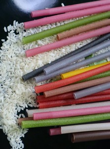 หลอดดูดน้ำทำจากฟางข้าว ย่อยสลายได้ เป็นมิตรต่อสิ่งแวดล้อม 100 ชิ้น/กล่อง ยี่ห้อ VietDelta รุ่น Holiday Thi อายุการเก็บรักษา 18 เดือน - Product Image 3