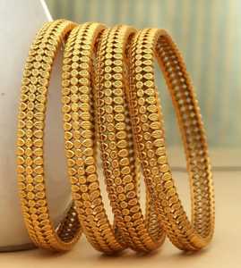 Bracelet en laiton classique pour femme, fabrication artisanale, style traditionnel, de la marque MN EXPORTS - Product Image 1