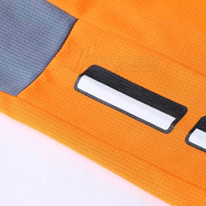 Uniforme de Baloncesto Deportivo Personalizado, 100% Poliéster, Transpirable, Ecológico y de Alta Calidad - Product Image 5