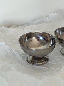 Elegant Gold Finish <b>Metal</b> <b>Bowl</b> for Home Decoration - Product Image 4