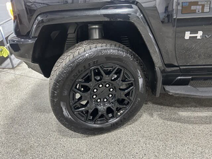 GMC HUMMER EV SUV 2024 Propulsé par des moteurs électriques, 2x AWD, Conduite à gauche, Sièges en cuir, Caméra de recul - Product Image 6