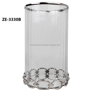 Portavelas de Metal Hecho a Mano de Primera Calidad para Decoración del Hogar y Estilo Interior, Portavelas de Hierro Rústico Estilo Granja - Product Image 1