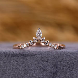 มาร์คีส์และวงแหวนแต่งงานเพชรสำหรับผู้ใหญ่14K แหวนทำรังสีทองเรียบง่ายแหวนครบรอบโค้งสำหรับผู้หญิง - Product Image 1