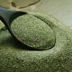 Polvo de Algas Verdes Naturales, Algas Verdes Secas Molidas Finamente, 100% Puras para Alimentos y Bebidas - John - Product Image 5