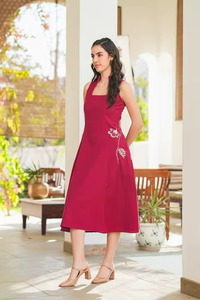 Vestido de Algodón Elástico Tejido hasta la Rodilla en Rojo Cereza para Mujer, Corte Regular, Formal, Ecológico, Moda 2026 - Product Image 5