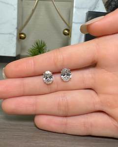 Pendientes Solitarios con Diamantes Cultivados en Laboratorio, Corte Ovalado de 1.00CT Cada Uno, Oro Blanco de 14K, Certificados por IGI, Joyería para Regalo de Boda o Fiesta - Product Image 2