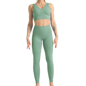 Ensemble de yoga 2 pièces sur mesure de haute qualité pour femmes, taille plus, design élégant, prix bas, best-seller, taille haute, séchage rapide - Product Image 1